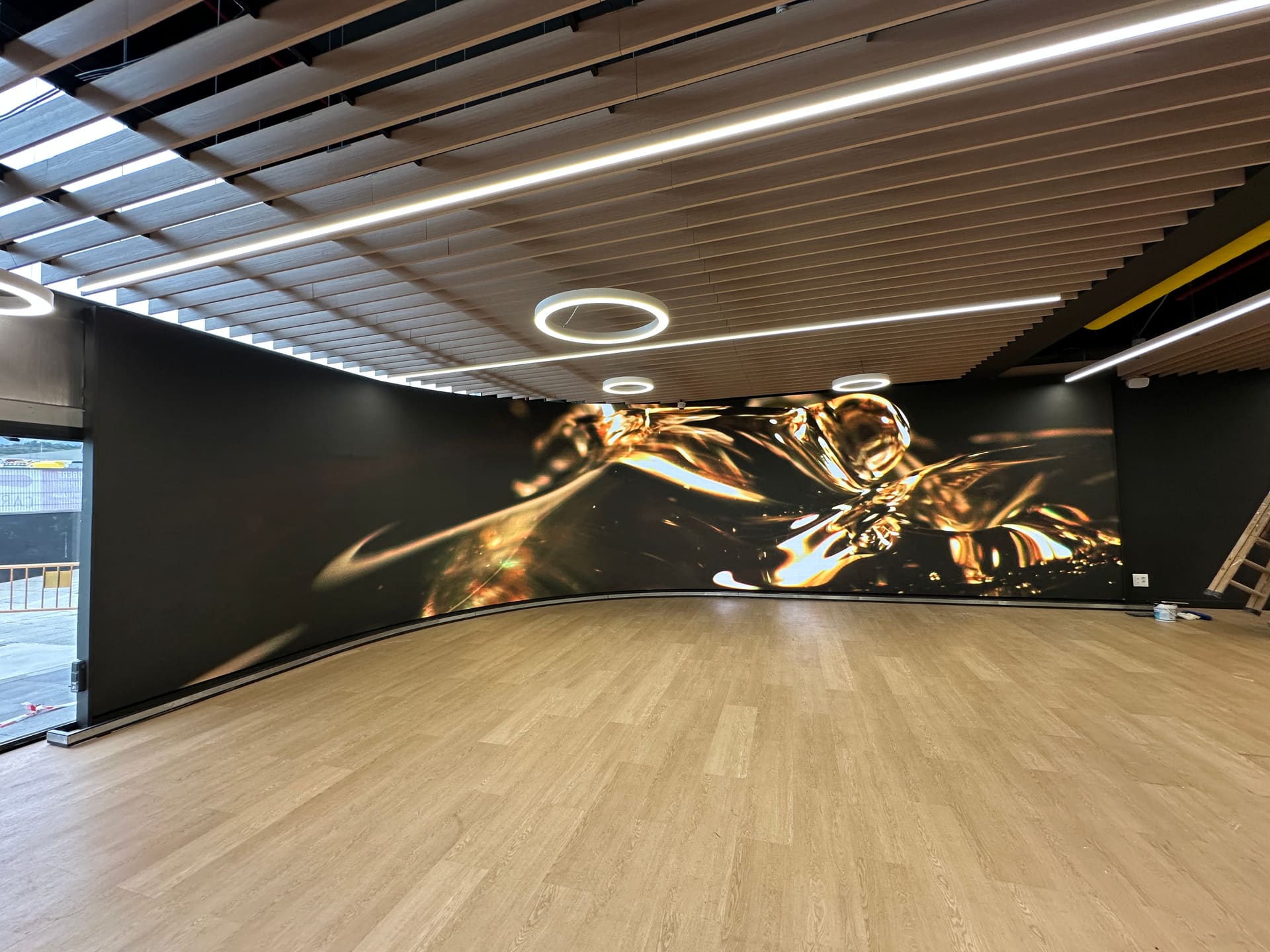 Pantalla LED curva de gran formato