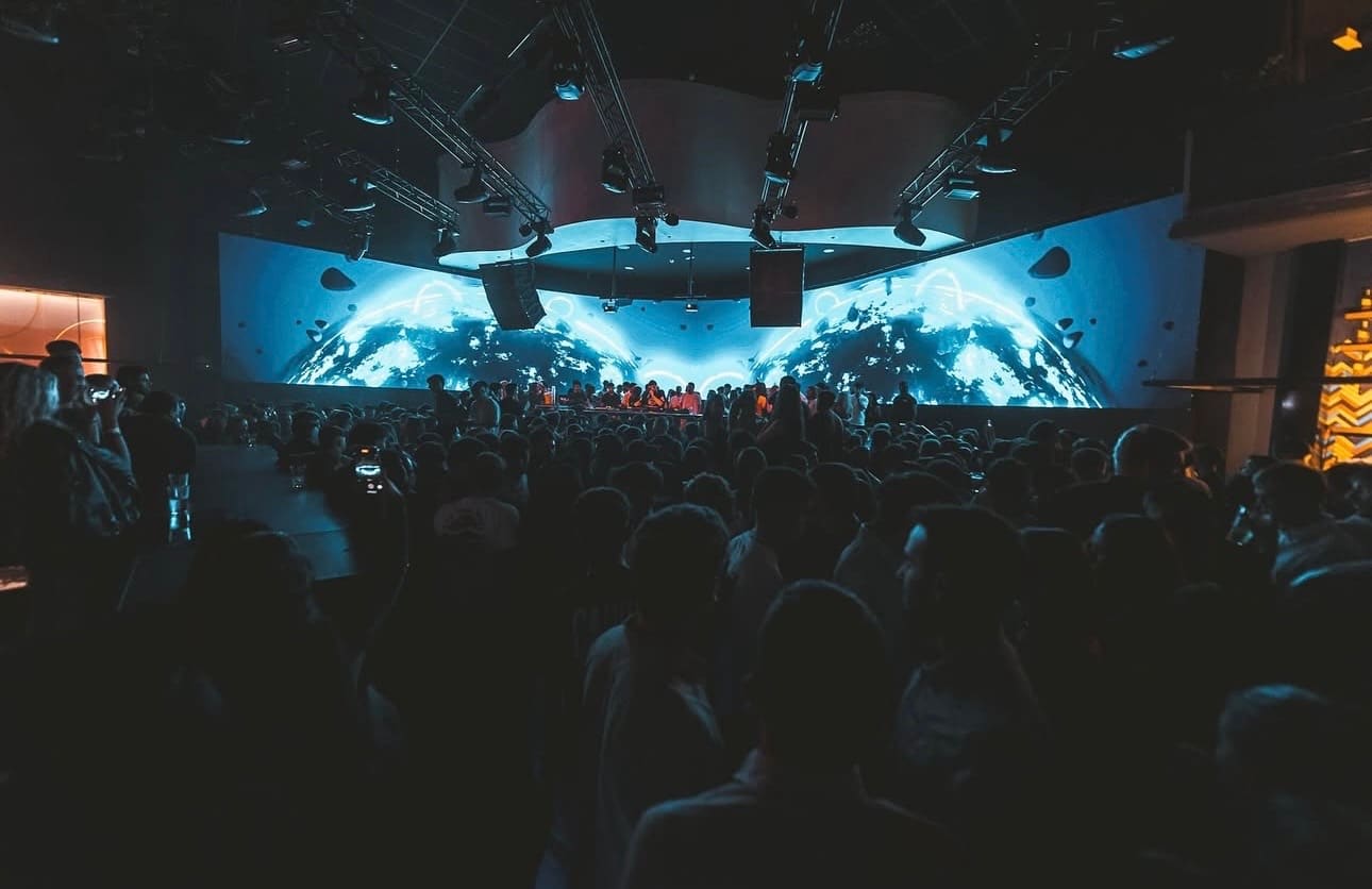 LED Display de gran formato en discoteca